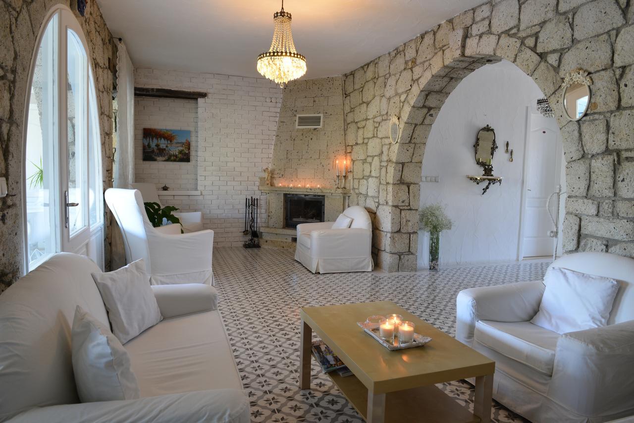 Daria Alacati Exterior photo
